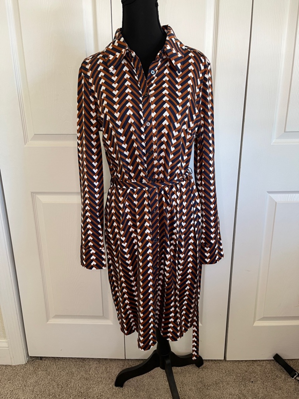 Boden Jessie Jersey Shirt Dress Geometric Chevron Brown Navy Belted Size 8